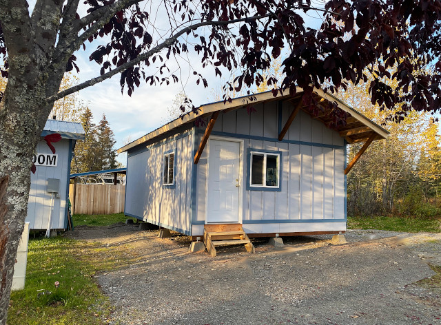 4 person cabin for rental